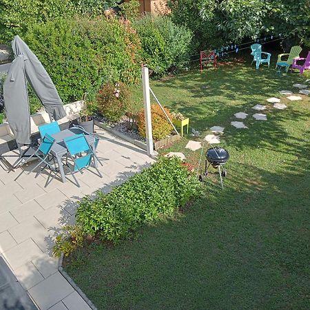Chez Papinette, Proche Gare Et Centre, Pdj Compris Apartment Niort Exterior photo