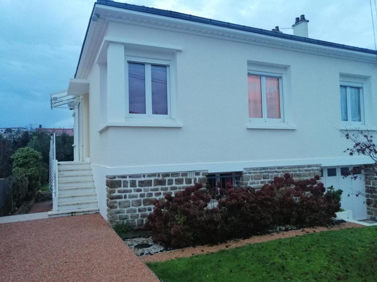 Chez Papinette, Proche Gare Et Centre, Pdj Compris Apartment Niort Exterior photo