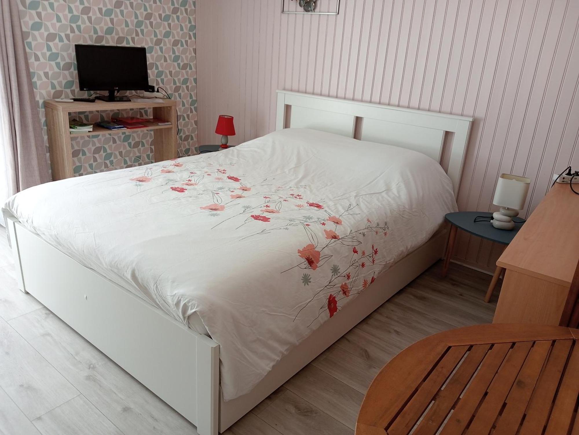 Chez Papinette, Proche Gare Et Centre, Pdj Compris Apartment Niort Exterior photo